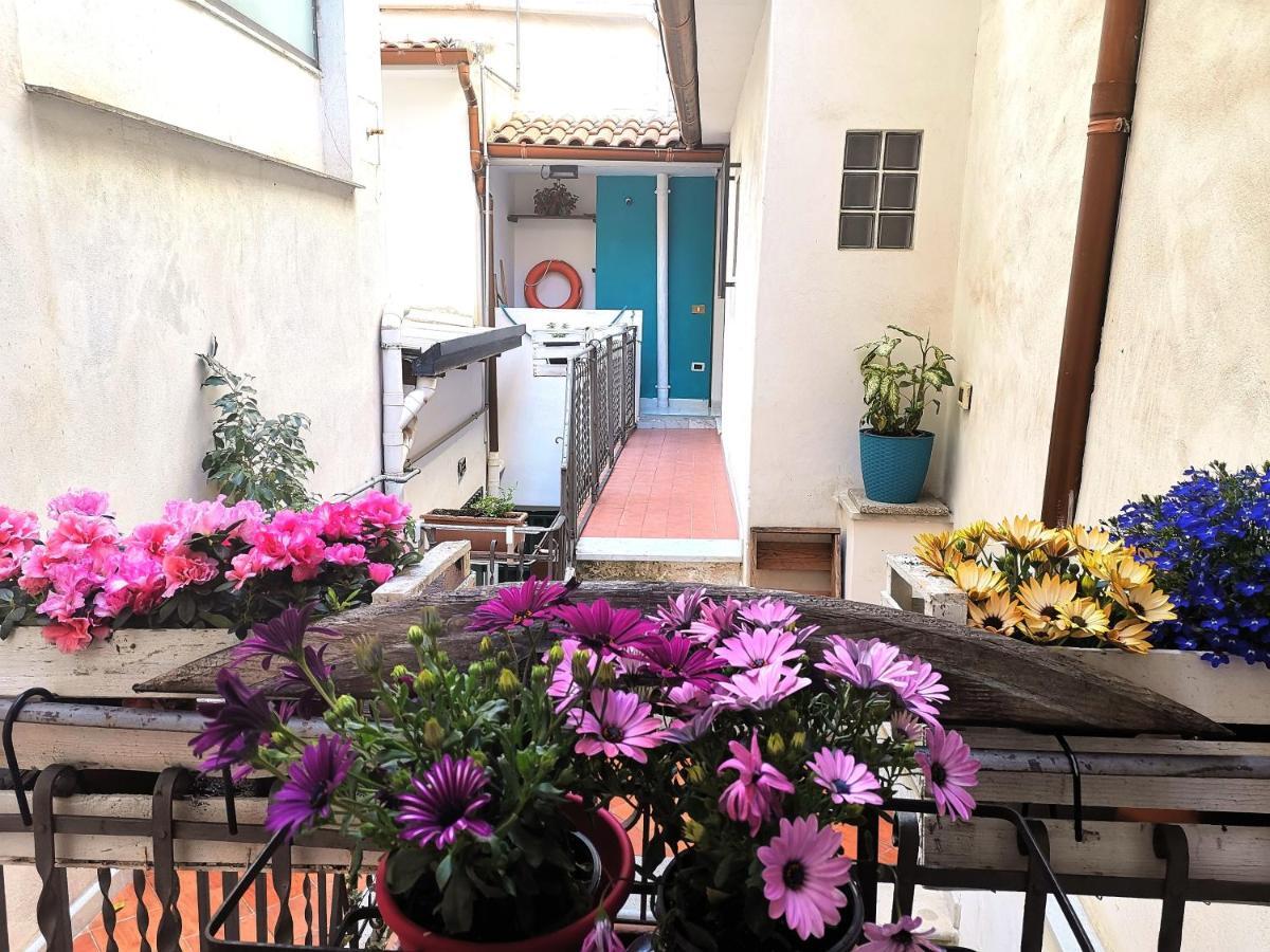 Casuzzamia Appartement Palermo Buitenkant foto