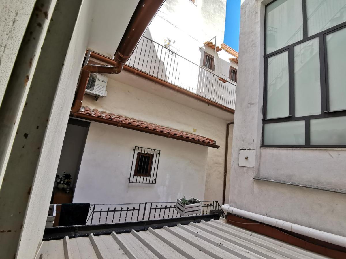 Casuzzamia Appartement Palermo Buitenkant foto